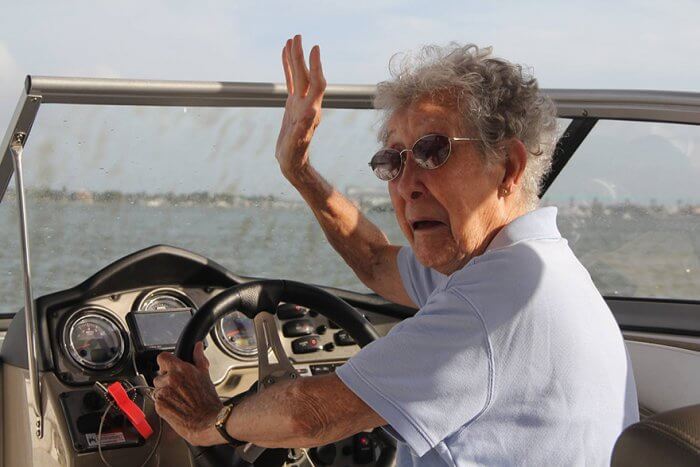 90-year-old-woman-road-trip-cancer-treatment-driving-miss-norma-46